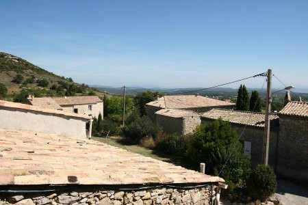 Vue de la chambre sur ruelle